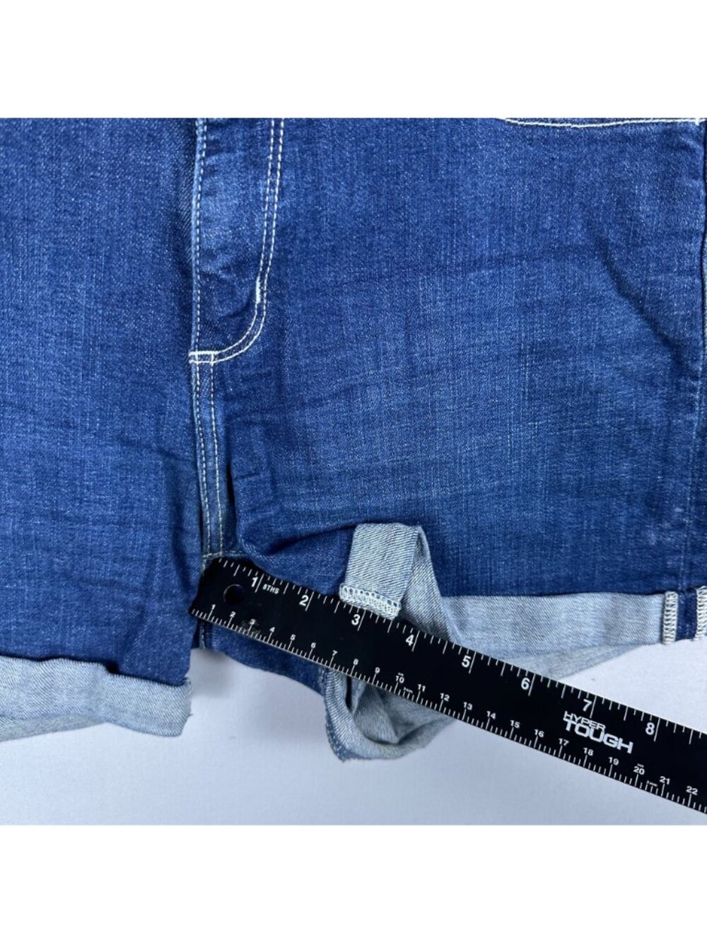 Universal Thread Womens Jean Shorts Folded Cuff Hem Size 4/27R Blue - Picture 7 of 11